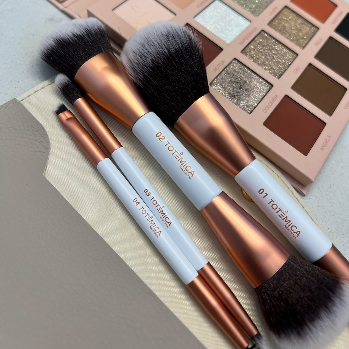 Makeup White Angel Brush Set | Totémica