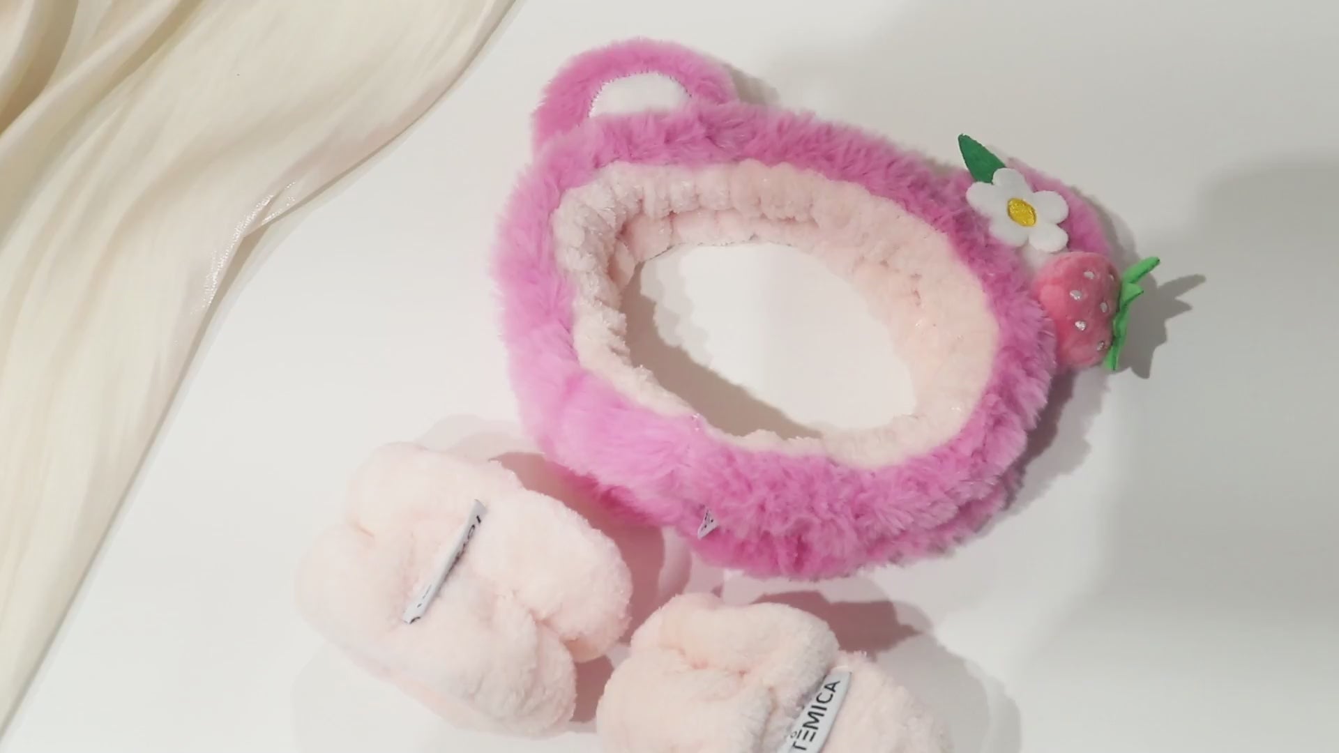 Spa Headband & Wristband Strawberry | Totemica